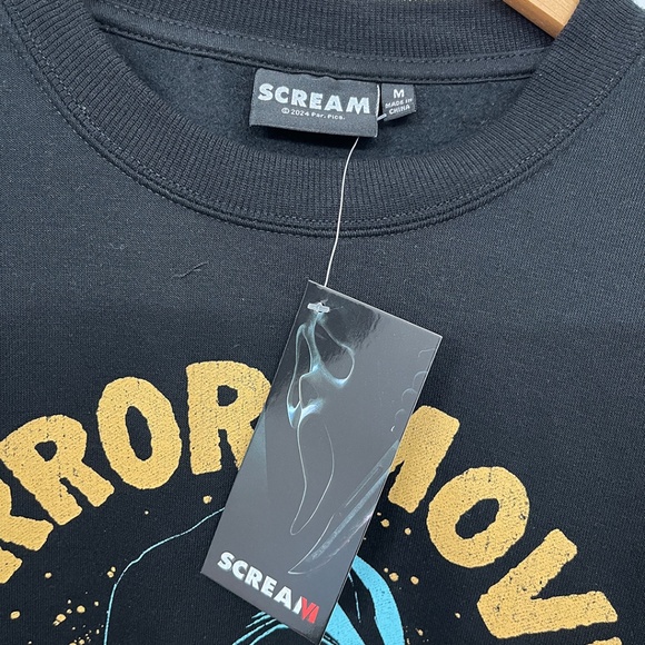 Ghost Face Horror Movies and Chill Fleece Shirt Unisex Medium - Picture 4 of 8